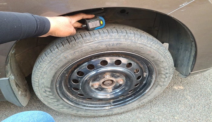 2012 Maruti Wagon R 1.0 VXI, Petrol, Manual, 43,607 km, tyre