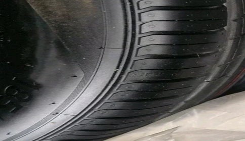 2019 Hyundai Verna 1.6 VTVT SX, Petrol, Manual, 57,739 km, tyre