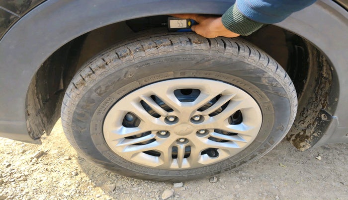 2025 KIA CARENS Gravity 1.5 Petrol MT, Petrol, Manual, 4,338 km, tyre