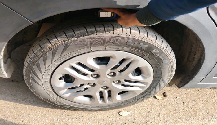 2025 KIA CARENS Gravity 1.5 Petrol MT, Petrol, Manual, 4,338 km, tyre