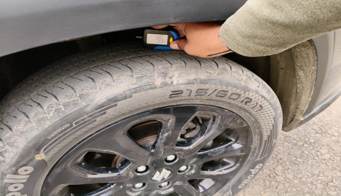 2022 Maruti Grand Vitara ALPHA SMART HYBRID AT, Petrol, Automatic, 68,071 km, tyre