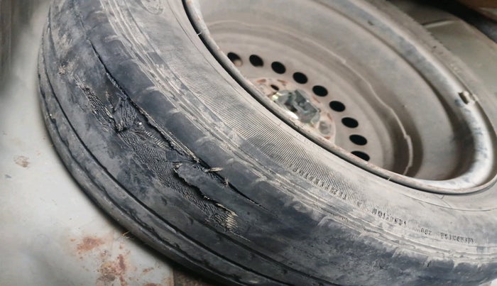 2011 Honda City 1.5L I-VTEC S MT, Petrol, Manual, 1,07,447 km, tyre