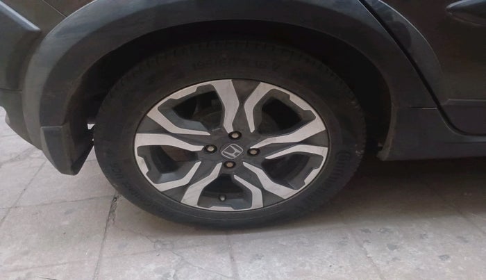 2018 Honda WR-V 1.5L I-DTEC VX MT, Diesel, Manual, 92,147 km, tyre