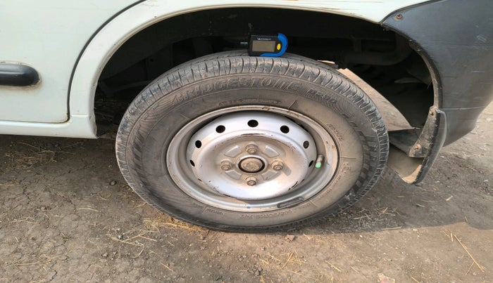 2011 Maruti Alto LXI, Petrol, Manual, 75,087 km, tyre