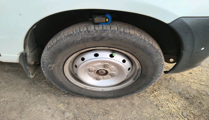 2011 Maruti Alto LXI, Petrol, Manual, 75,087 km, tyre