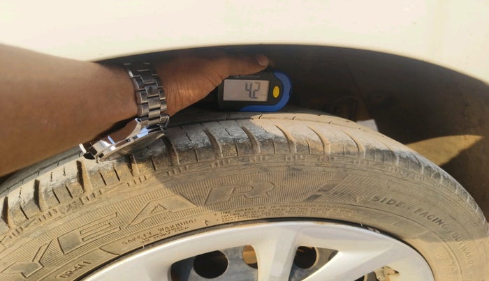 2017 Hyundai Grand i10 SPORTZ 1.2 KAPPA VTVT, Petrol, Manual, 71,478 km, tyre