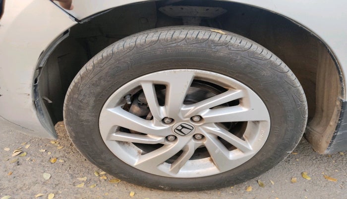 2017 Honda Jazz 1.2L I-VTEC V AT, Petrol, Automatic, 48,940 km, tyre