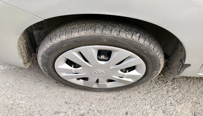 2018 Maruti Wagon R 1.0 VXI, Petrol, Manual, 1,12,014 km, tyre