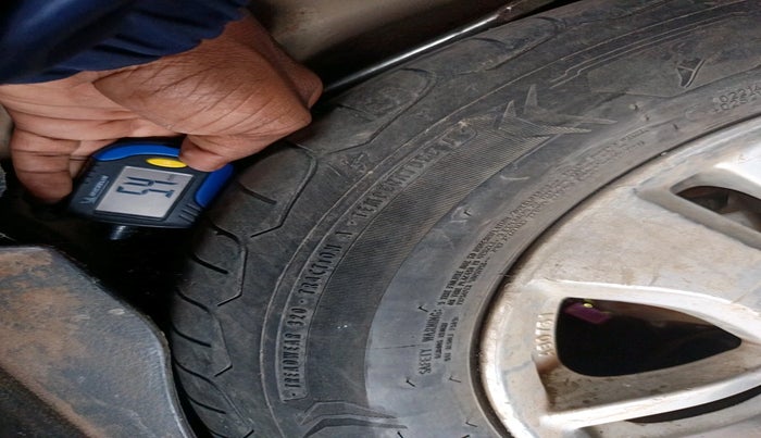 2012 Maruti Swift Dzire ZDI, Diesel, Manual, 78,474 km, tyre