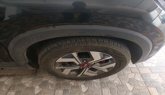 2021 KIA SONET GTX PLUS 1.0 IMT, Petrol, Manual, 8,241 km, tyre