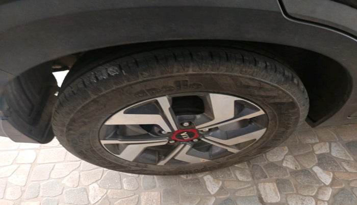 2021 KIA SONET GTX PLUS 1.0 IMT, Petrol, Manual, 8,241 km, tyre