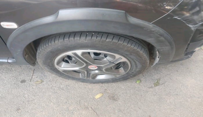 2018 Honda BR-V 1.5L I-VTEC S, Petrol, Manual, 84,850 km, tyre