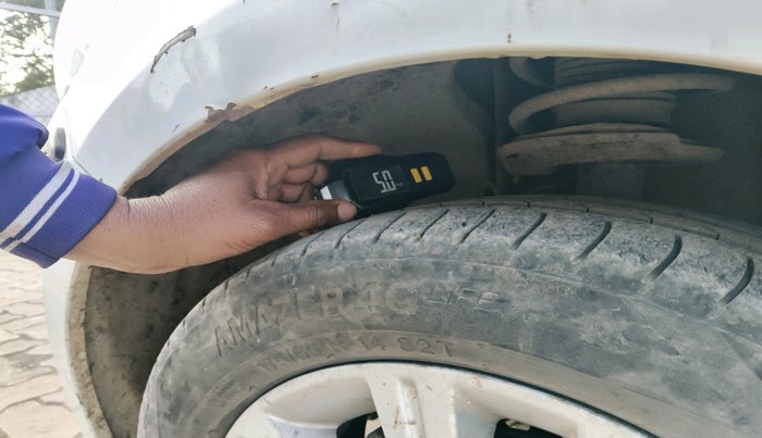 2018 Tata Tiago XZ PETROL, Petrol, Manual, 50,838 km, tyre