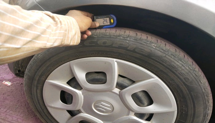 2017 Maruti IGNIS DELTA 1.2, Petrol, Manual, 41,197 km, tyre