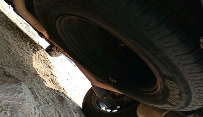 2017 Mahindra XUV500 W6, Diesel, Manual, 1,20,650 km, tyre