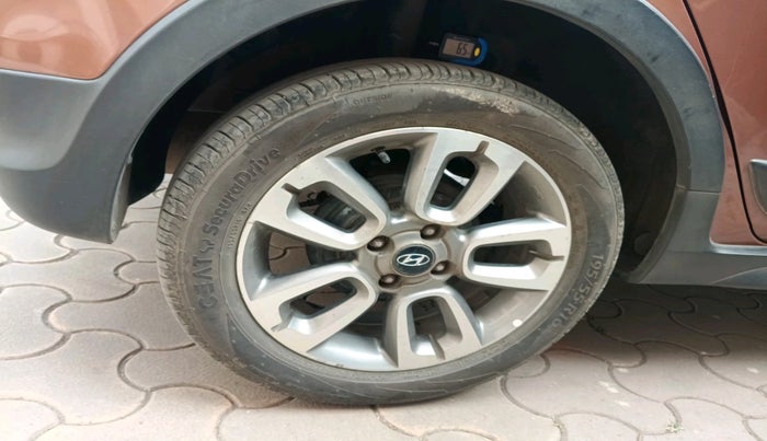 2015 Hyundai i20 Active 1.2 S, Petrol, Manual, 55,243 km, tyre