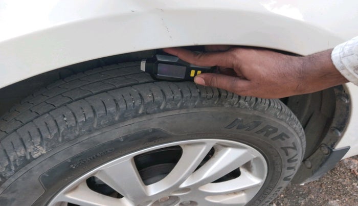 2012 Maruti Swift ZDI, Diesel, Manual, 92,772 km, tyre