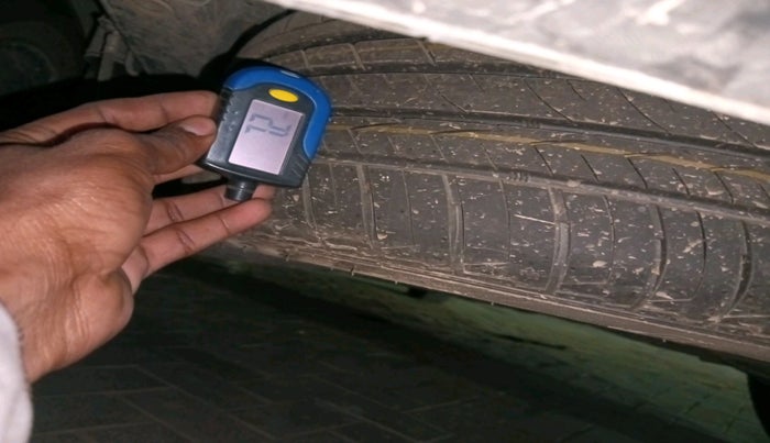 2025 KIA CARENS Premium (O) 1.5 Petrol 7 STR, Petrol, Manual, 8,636 km, tyre