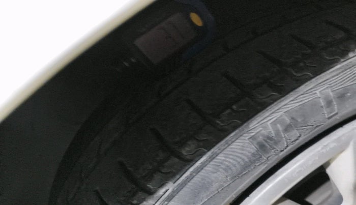 2011 Hyundai Santro Xing GLS, Petrol, Manual, 44,975 km, tyre