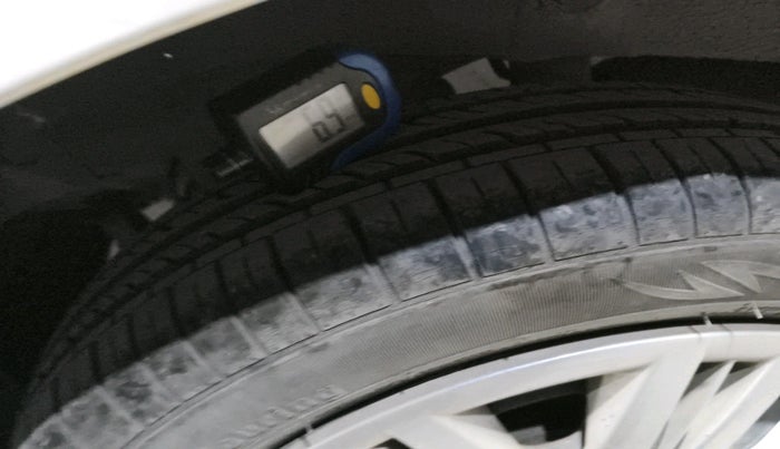 2011 Hyundai Santro Xing GLS, Petrol, Manual, 44,975 km, tyre