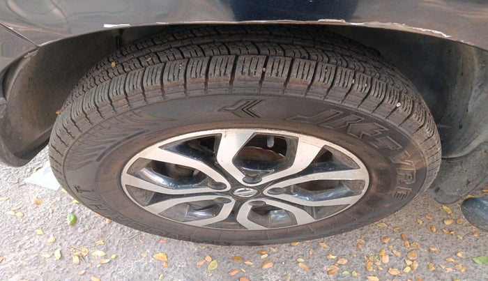 2014 Nissan Terrano XL D PLUS, Diesel, Manual, 88,015 km, tyre