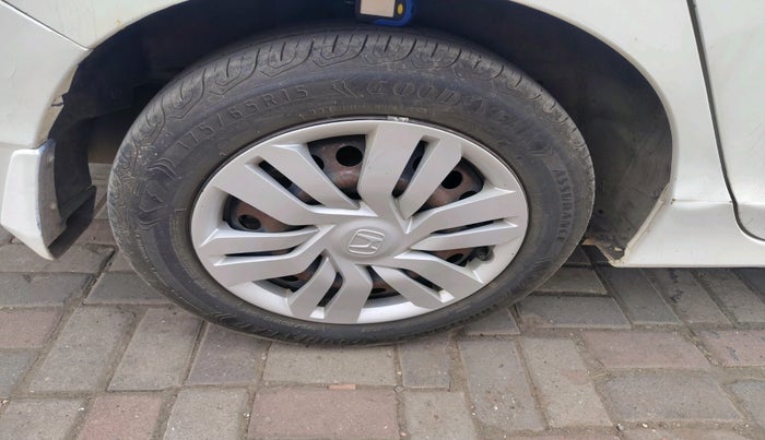 2015 Honda City 1.5L I-VTEC SV, Petrol, Manual, 73,488 km, tyre