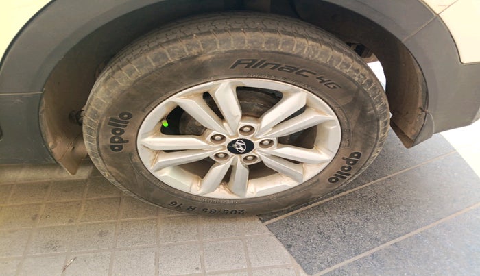 2016 Hyundai Creta S 1.4 DIESEL, Diesel, Manual, 1,87,710 km, tyre