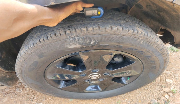 2016 Renault Duster 110 PS RXZ 4X4 MT DIESEL, Diesel, Manual, 95,974 km, tyre