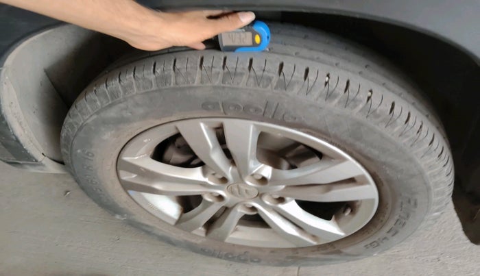 2016 Maruti Vitara Brezza ZDI, Diesel, Manual, 1,08,918 km, tyre