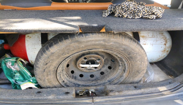 2011 Maruti Alto LXI, Petrol, Manual, 80,663 km, tyre