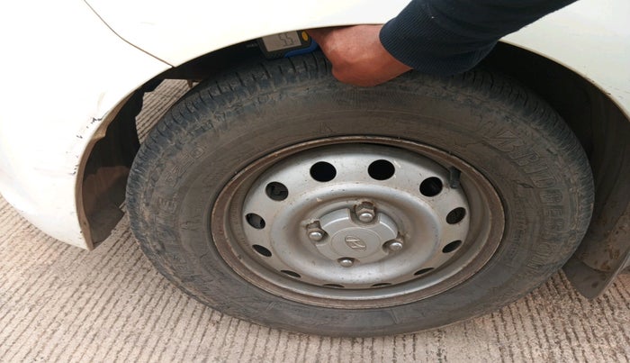 2012 Hyundai i10 ERA 1.1 LPG, Petrol, Manual, 96,918 km, tyre