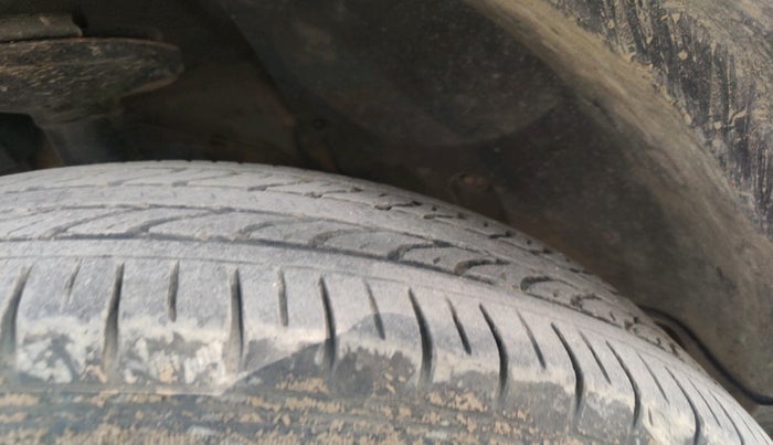 2013 Renault Duster 85 PS RXL DIESEL, Diesel, Manual, 83,375 km, tyre