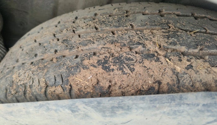 2013 Renault Duster 85 PS RXL DIESEL, Diesel, Manual, 83,375 km, tyre