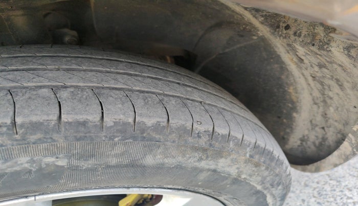 2013 Renault Duster 85 PS RXL DIESEL, Diesel, Manual, 83,375 km, tyre