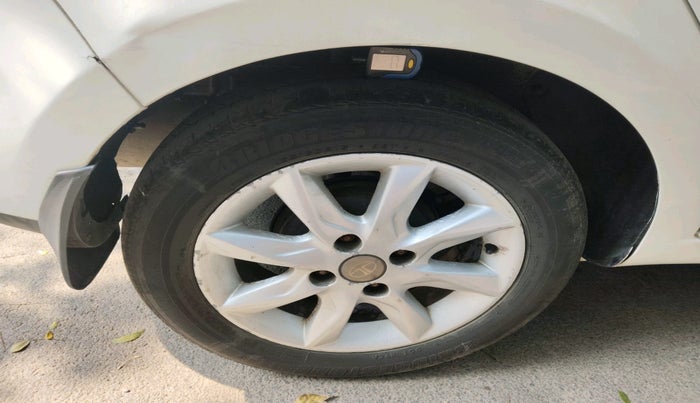2014 Tata Zest XT PETROL, Petrol, Manual, 97,352 km, tyre