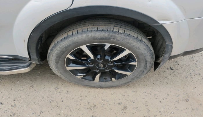 2018 Mahindra XUV500 W11 AT, Diesel, Automatic, 73,406 km, tyre