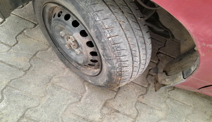 2015 Datsun Go Plus T, Petrol, Manual, 76,496 km, tyre