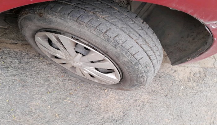 2015 Datsun Go Plus T, Petrol, Manual, 76,496 km, tyre