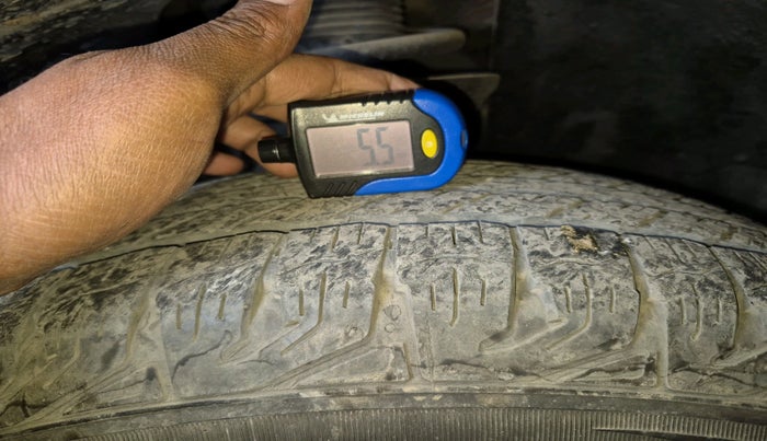 2019 Tata Harrier XM 2.0L KRYOTEC, Diesel, Manual, 15,436 km, tyre