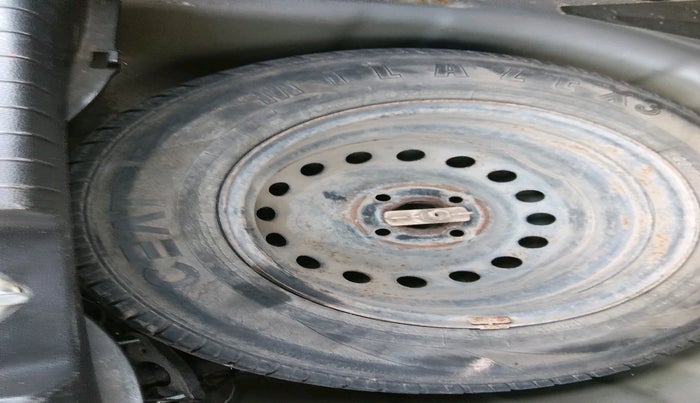 2015 Hyundai Elite i20 MAGNA 1.2, Petrol, Manual, 86,970 km, tyre