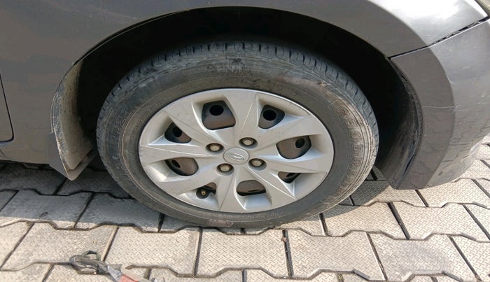 2015 Hyundai Elite i20 MAGNA 1.2, Petrol, Manual, 86,970 km, tyre