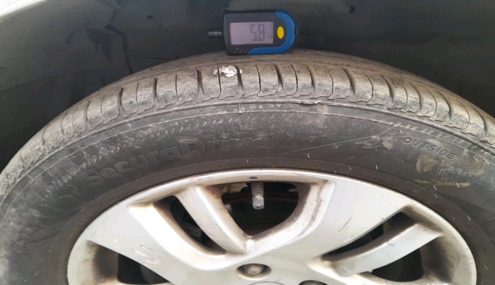 2014 Maruti Swift Dzire ZDI, Diesel, Manual, 63,086 km, tyre