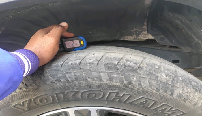 2017 Toyota Fortuner 2.8 4X2 MT, Diesel, Manual, 1,46,794 km, tyre