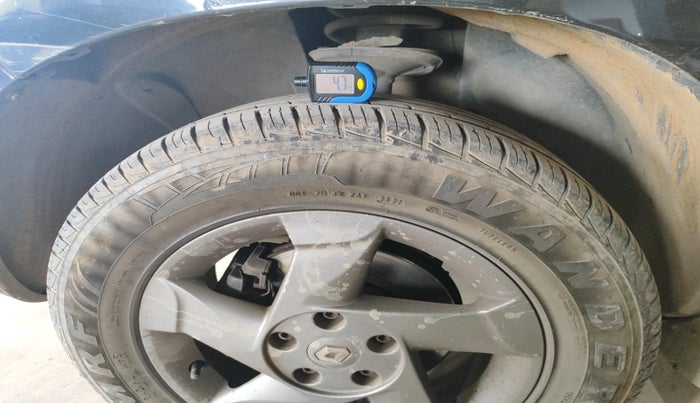 2014 Renault Duster 110 PS RXZ 4X4 MT DIESEL, Diesel, Manual, 70,112 km, tyre