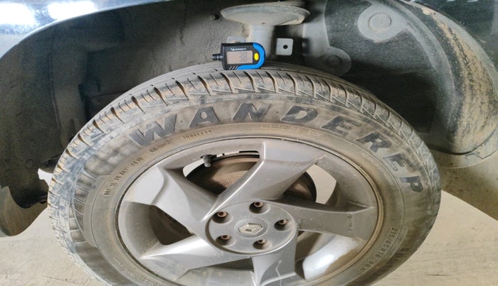 2014 Renault Duster 110 PS RXZ 4X4 MT DIESEL, Diesel, Manual, 70,112 km, tyre