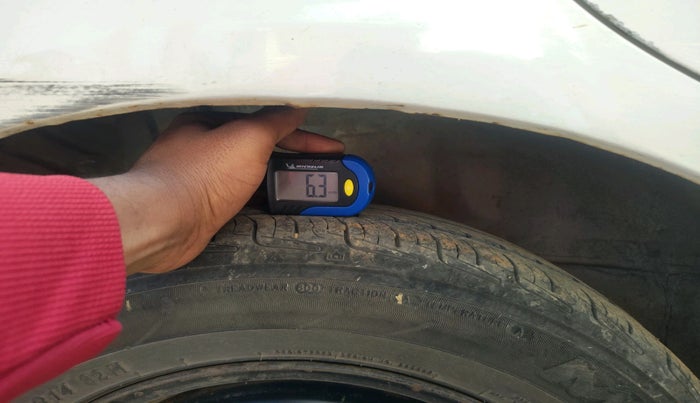 2014 Honda Amaze 1.5L I-DTEC S, Diesel, Manual, 2,39,107 km, tyre