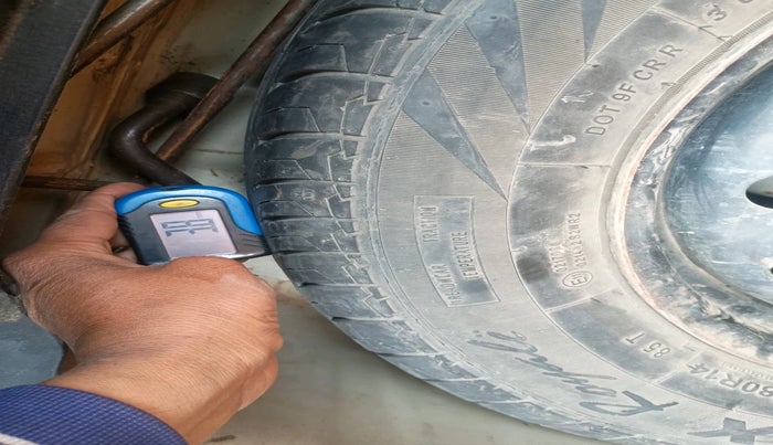 2016 Maruti Swift Dzire VDI, Diesel, Manual, 90,453 km, tyre