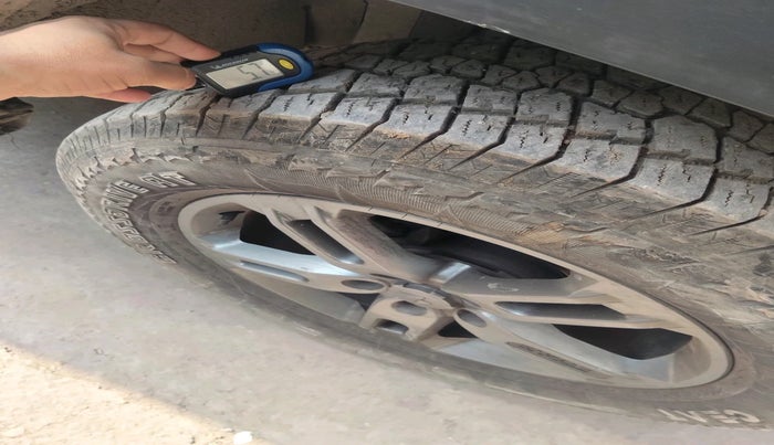 2023 Mahindra Thar LX HARD TOP 4WD MT, Diesel, Manual, 19,055 km, tyre