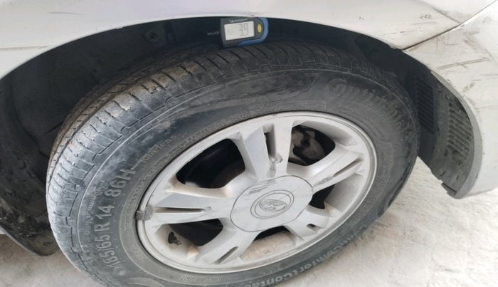 2011 Hyundai i20 SPORTZ 1.2, Petrol, Manual, 76,048 km, tyre