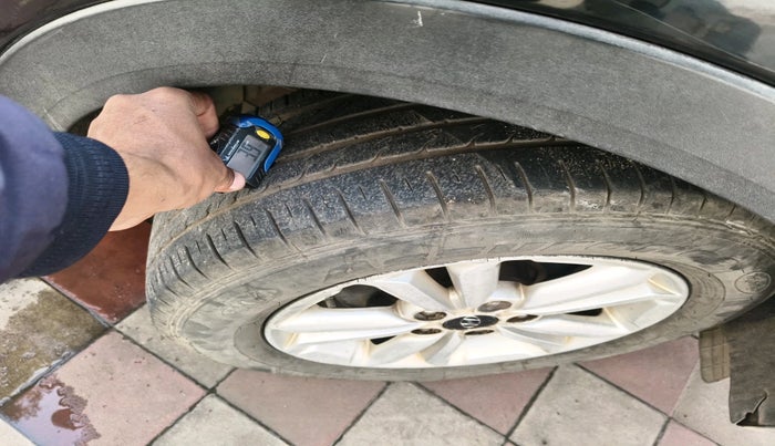 2016 Hyundai Creta SX PLUS 1.6 PETROL, Petrol, Manual, 1,18,799 km, tyre